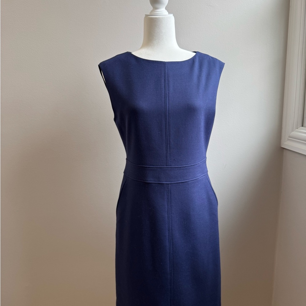 Elegant  THEORY Navy Blue Sleeveless Dress